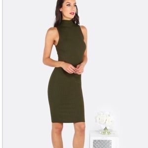 Green Sleeveless turtleneck dress